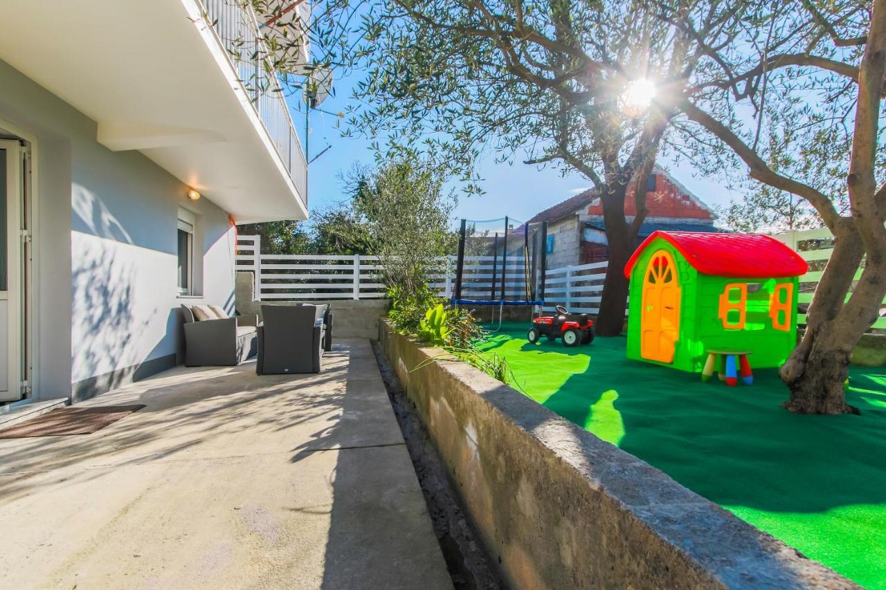 Apartment Absolute Gray Zadar Bagian luar foto