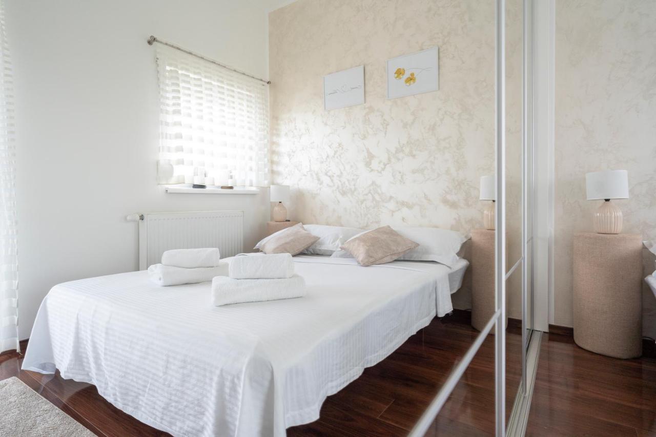 Apartment Absolute Gray Zadar Bagian luar foto