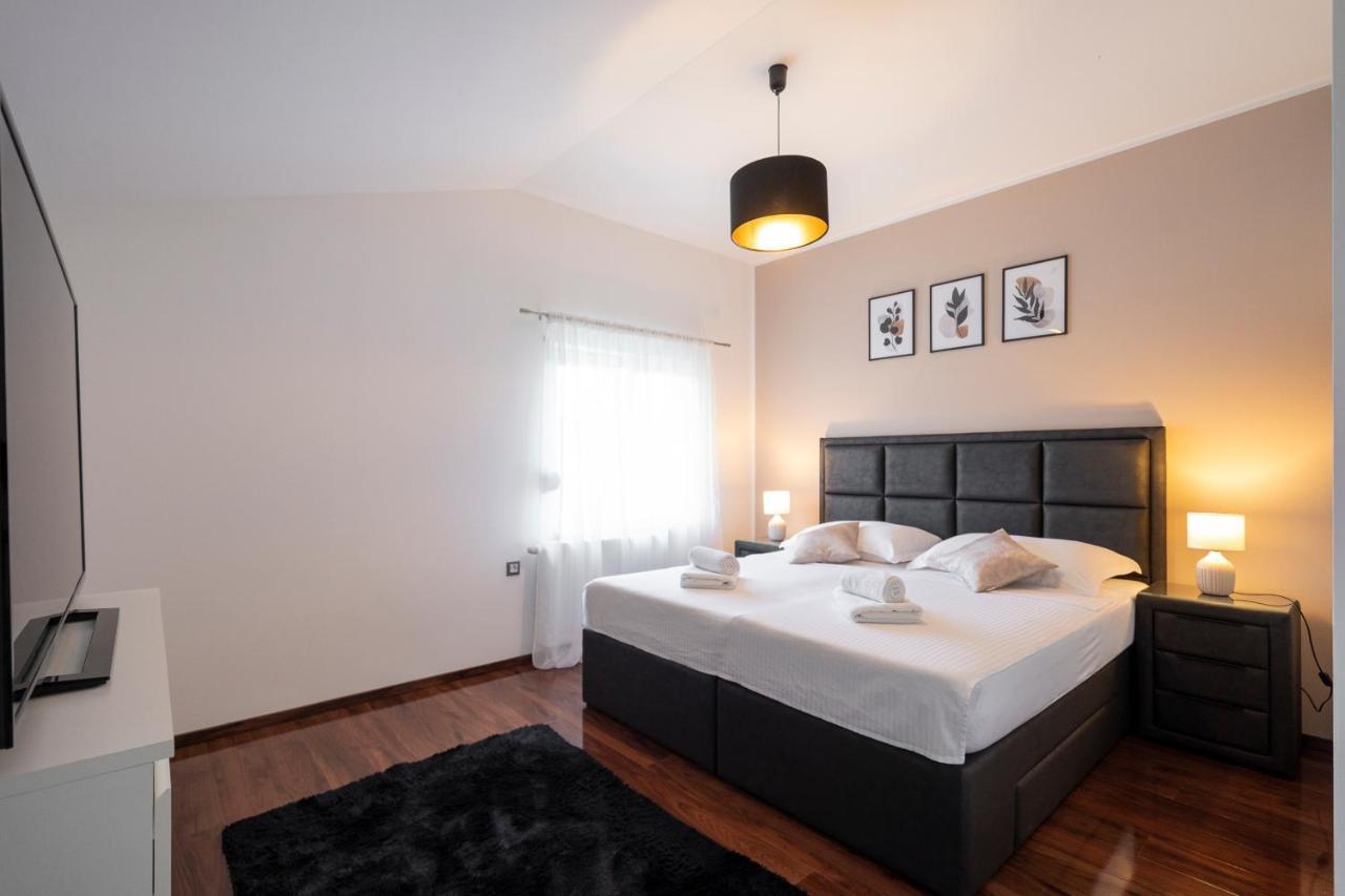 Apartment Absolute Gray Zadar Bagian luar foto