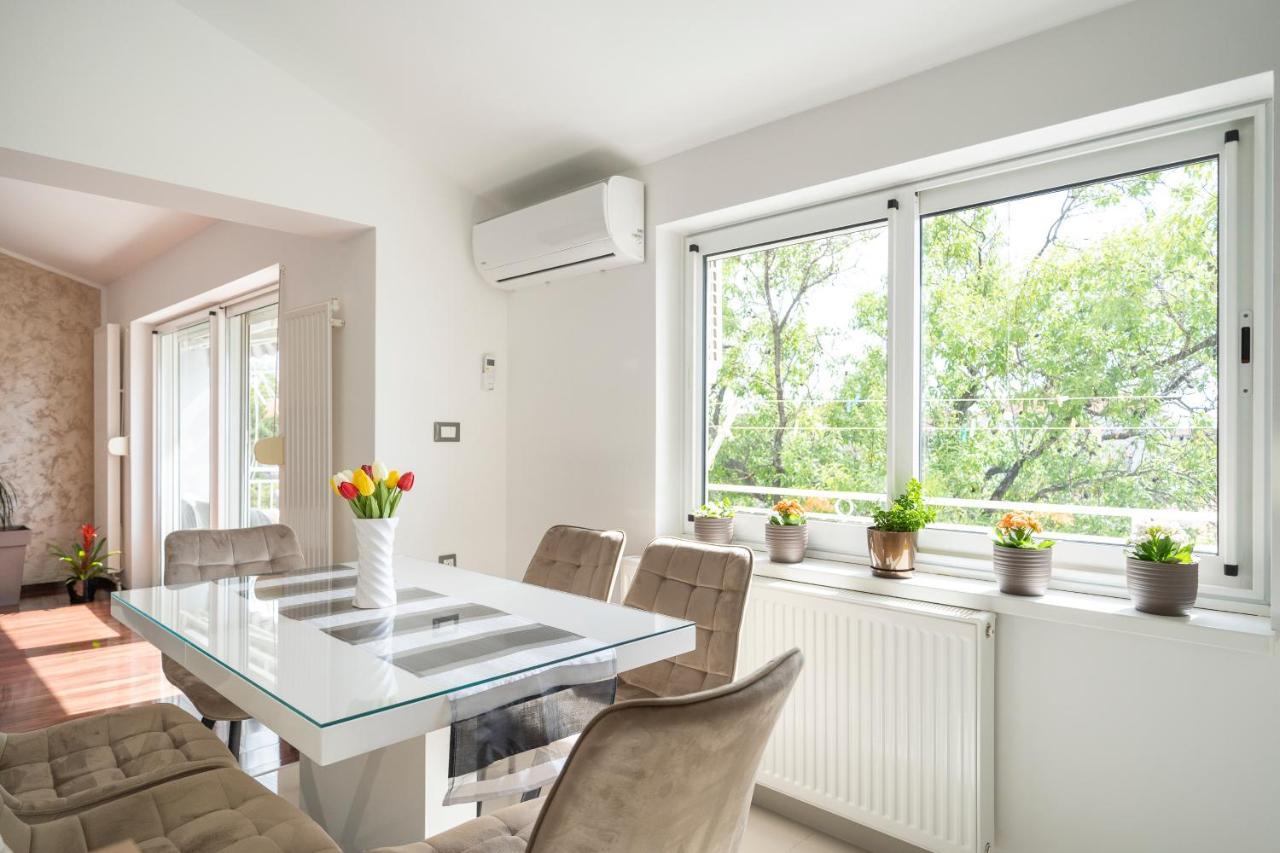 Apartment Absolute Gray Zadar Bagian luar foto